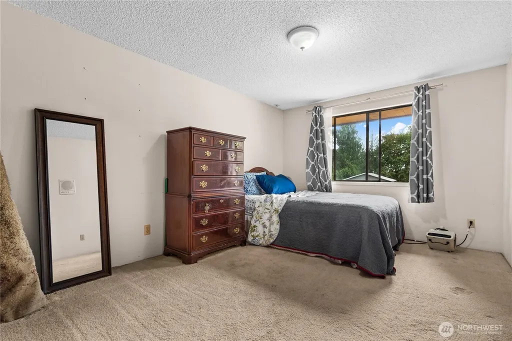 28224 105th Avenue SE Auburn WA 98092