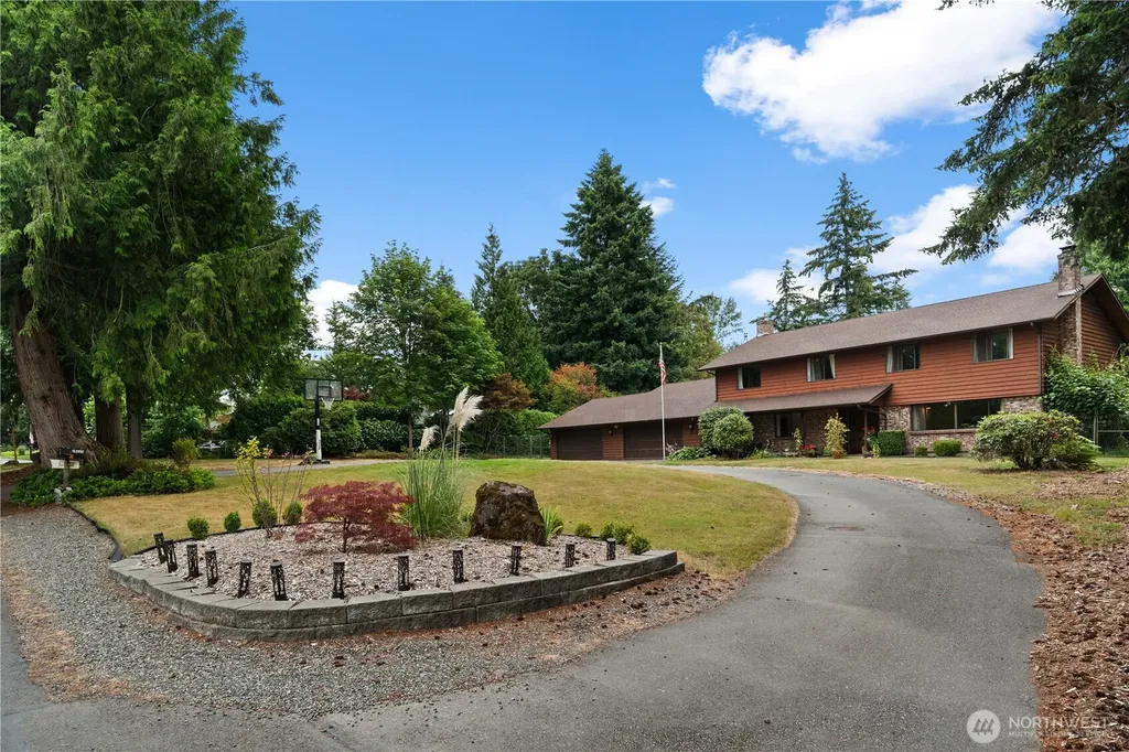 28224 105th Avenue SE Auburn WA 98092
