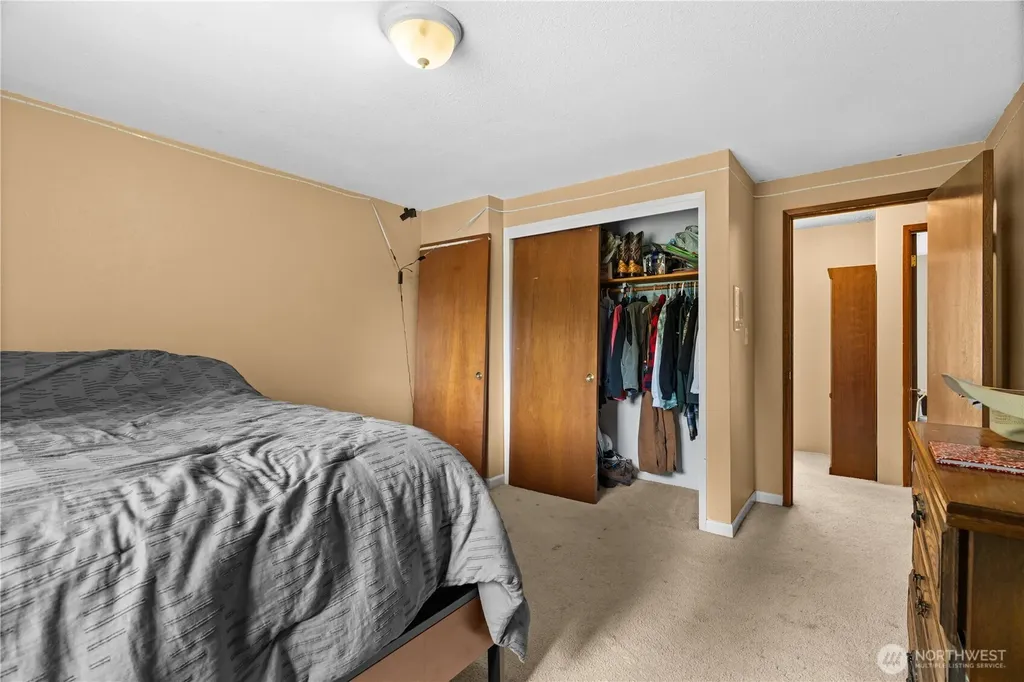 28224 105th Avenue SE Auburn WA 98092