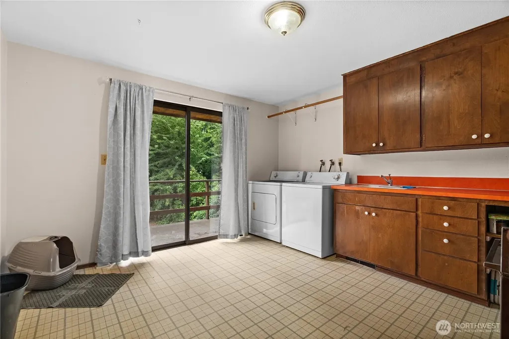 28224 105th Avenue SE Auburn WA 98092