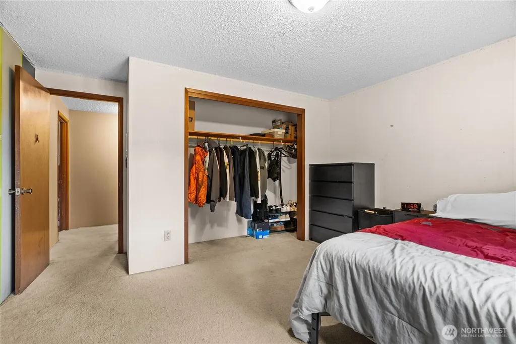 28224 105th Avenue SE Auburn WA 98092