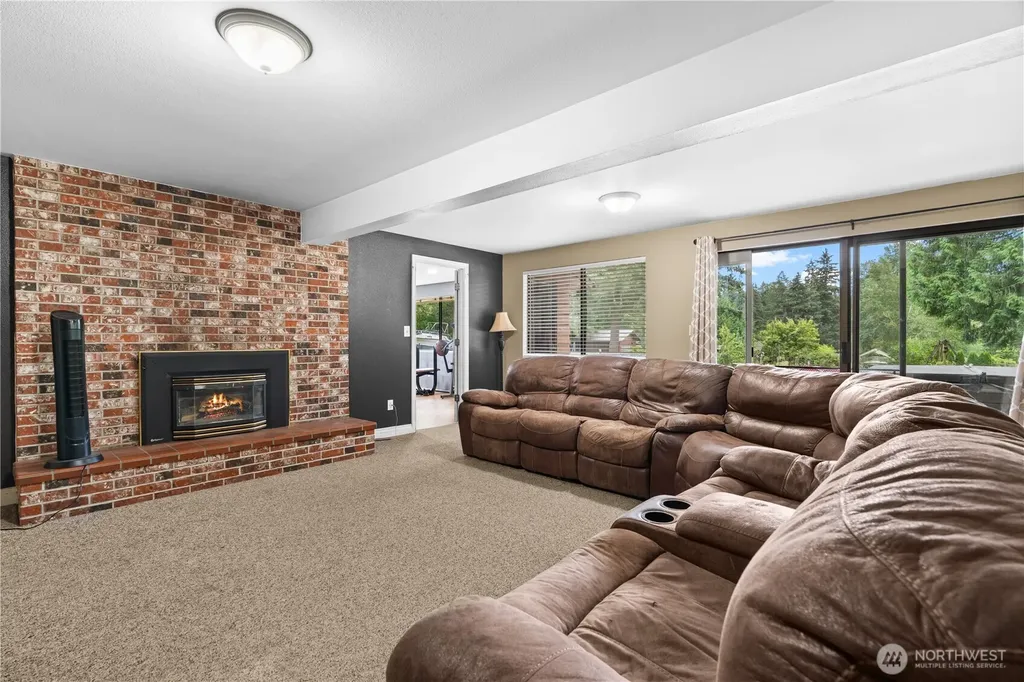 28224 105th Avenue SE Auburn WA 98092