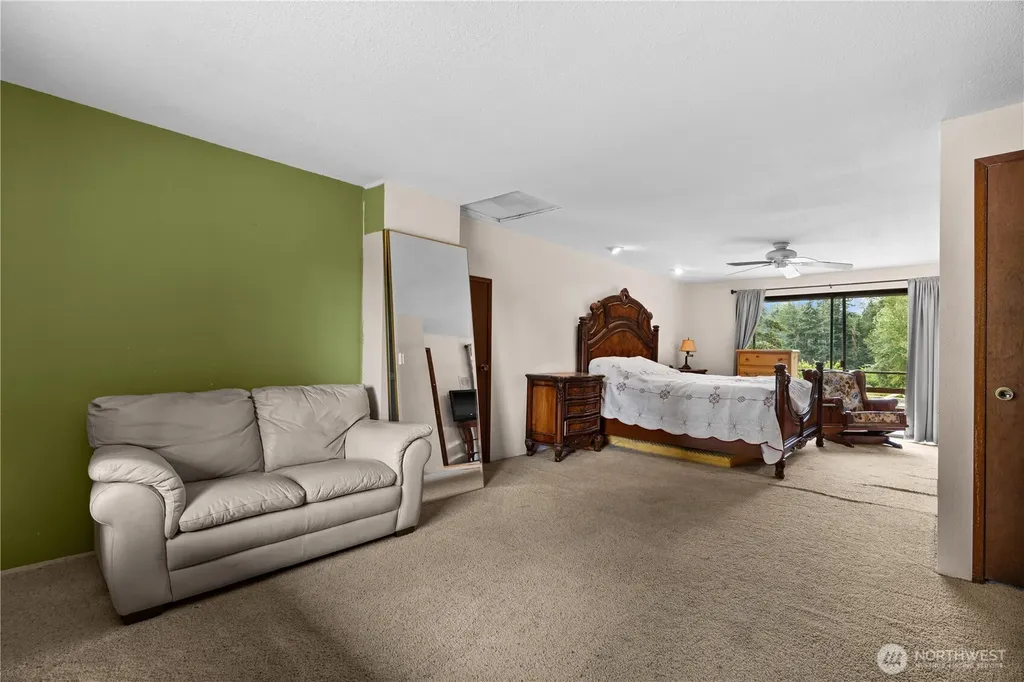 28224 105th Avenue SE Auburn WA 98092