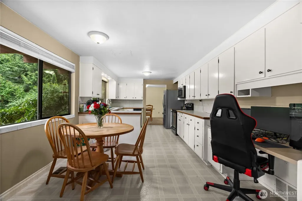 28224 105th Avenue SE Auburn WA 98092