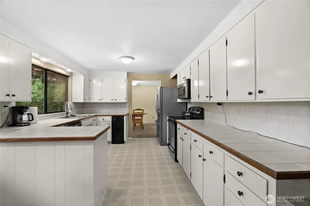 28224 105th Avenue SE Auburn WA 98092