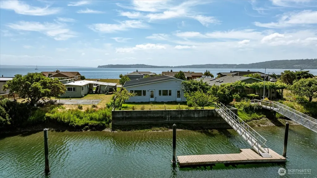 2169 Mariner Beach Drive Oak Harbor WA 98277