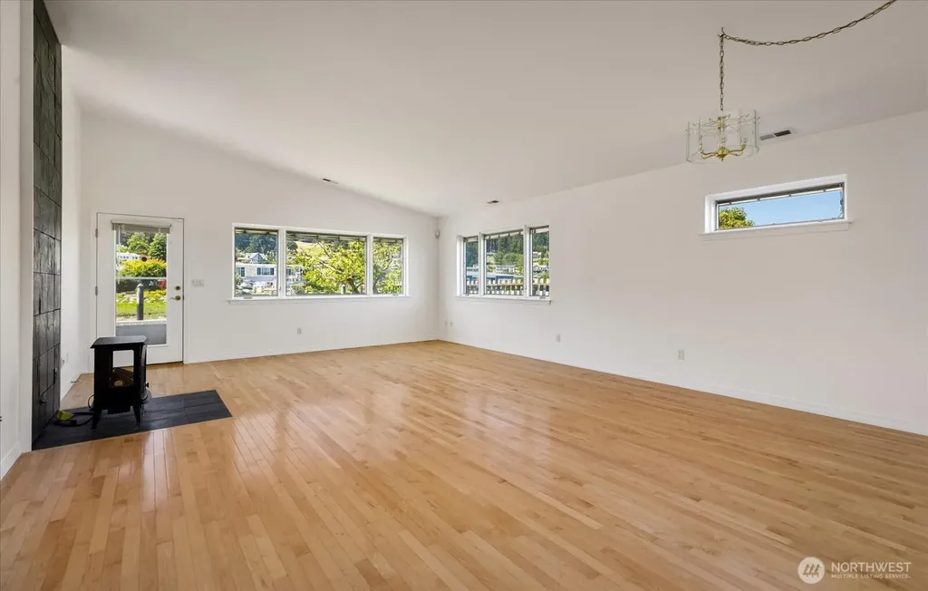 2169 Mariner Beach Drive Oak Harbor WA 98277