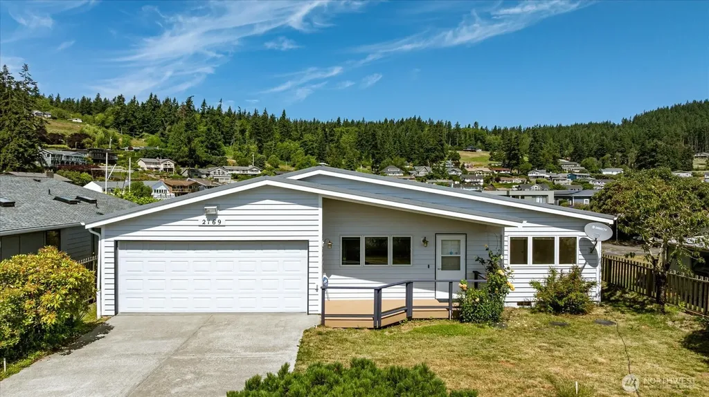 2169 Mariner Beach Drive Oak Harbor WA 98277