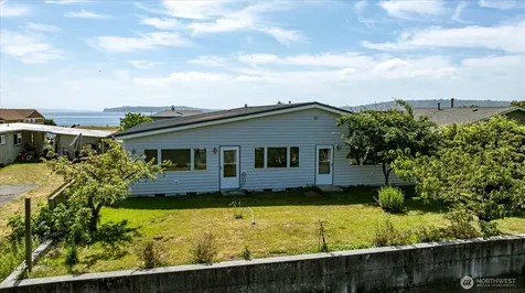 2169 Mariner Beach Drive Oak Harbor WA 98277