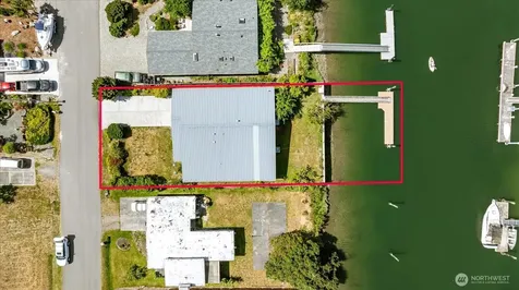 2169 Mariner Beach Drive Oak Harbor WA 98277