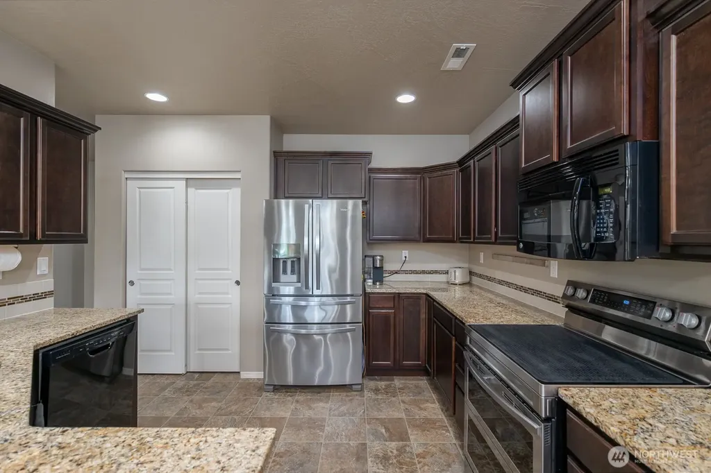 4521 W Wesley Place Moses Lake WA 98837