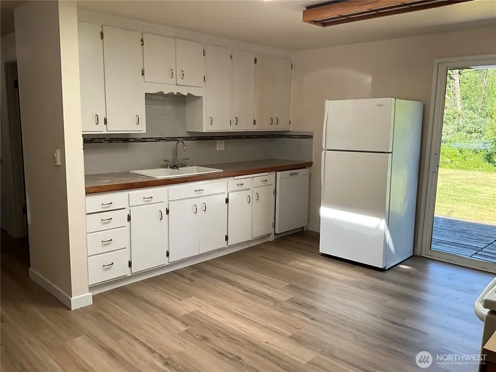 9618 Holly Drive Everett WA 98204