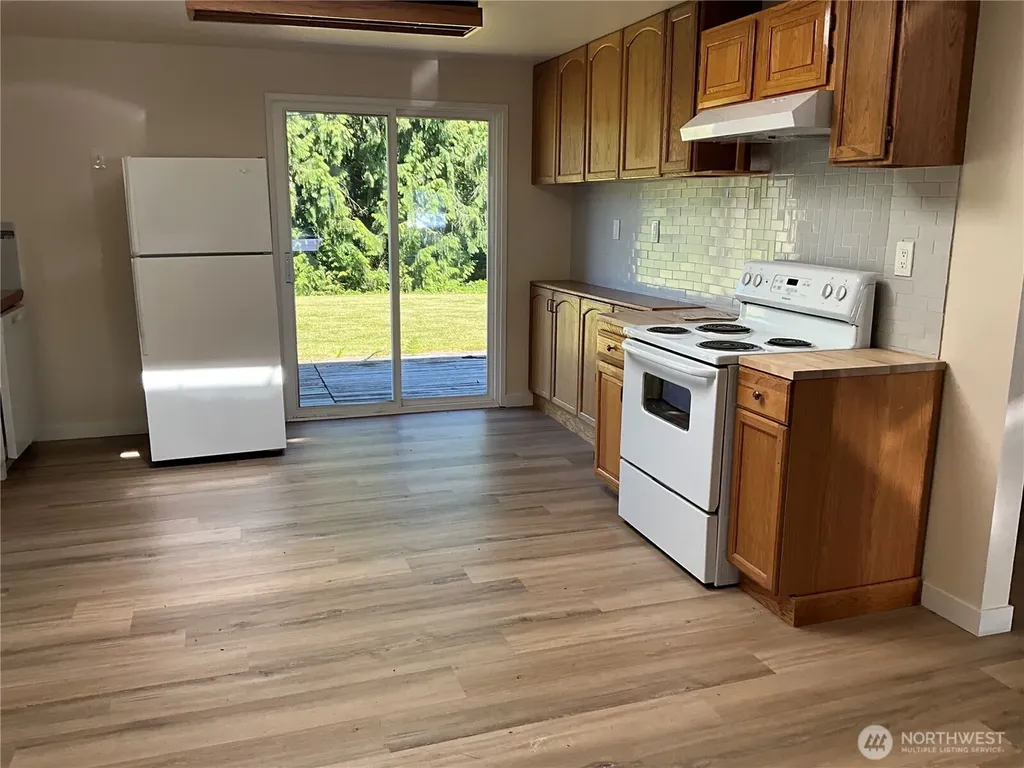 9618 Holly Drive Everett WA 98204