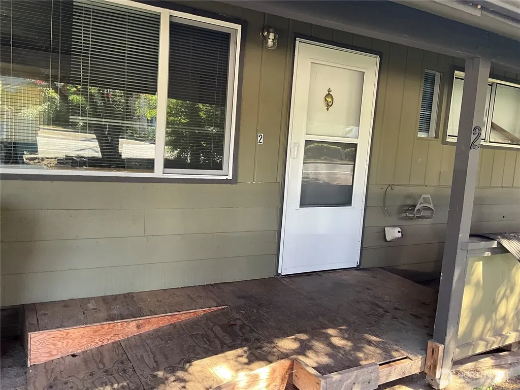 9618 Holly Drive Everett WA 98204