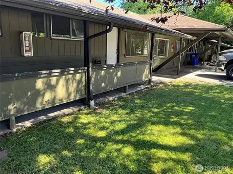 9618 Holly Drive Everett WA 98204