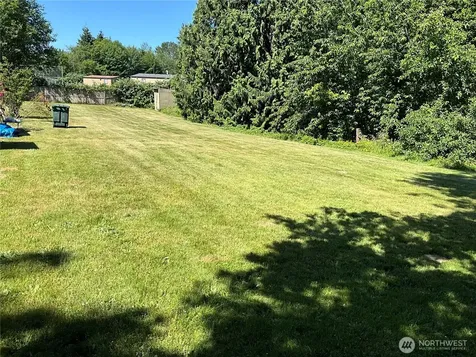 9618 Holly Drive Everett WA 98204