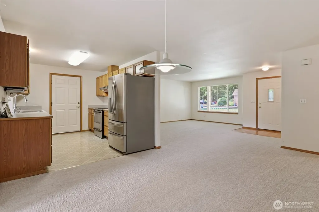 506 Nieland Loop SE Rainier WA 98576