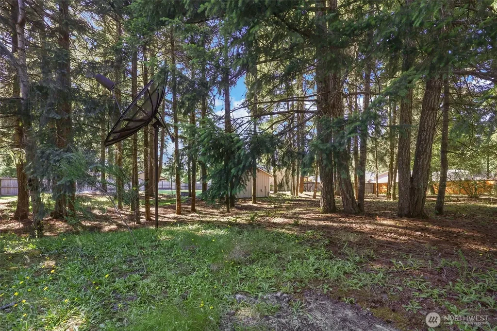 506 Nieland Loop SE Rainier WA 98576