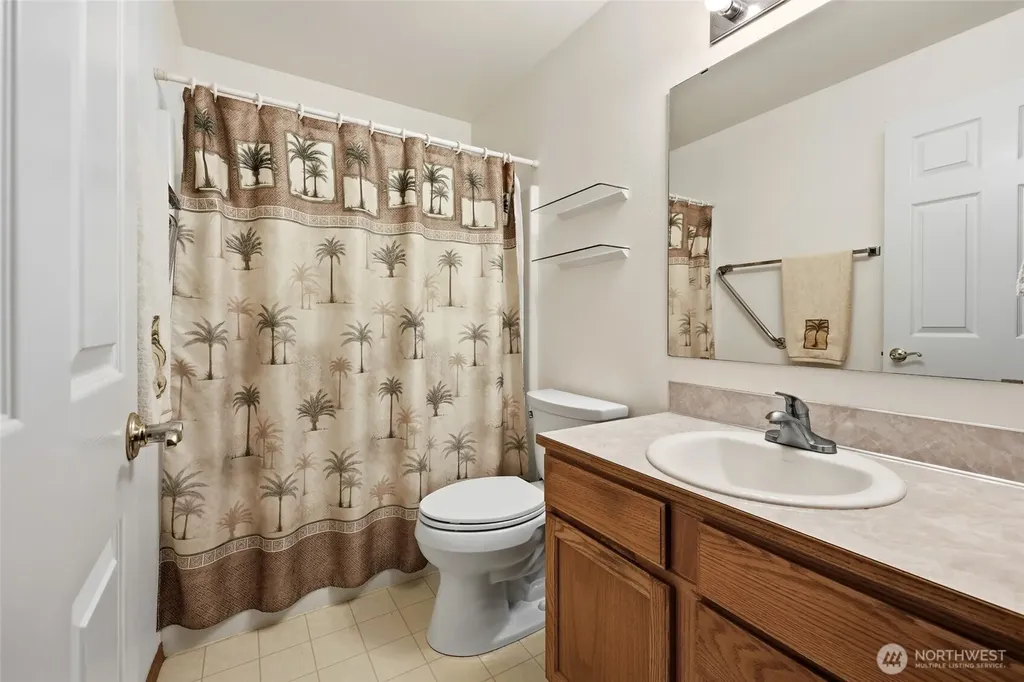 506 Nieland Loop SE Rainier WA 98576
