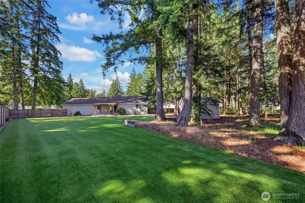 506 Nieland Loop SE Rainier WA 98576