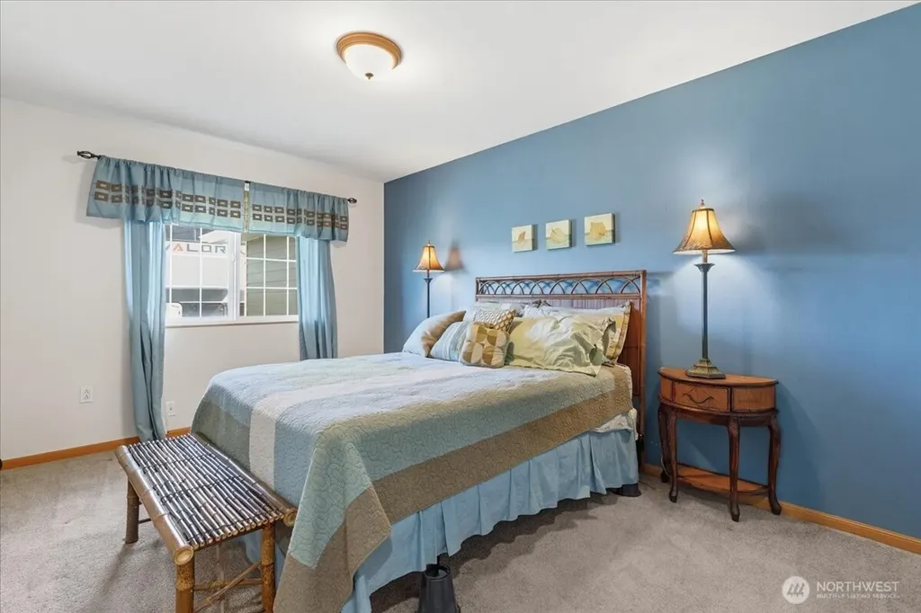 55212 Bay Area Drive Electric City WA 99123