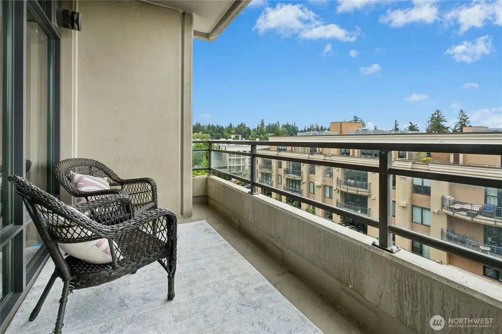 10000 Main Street Bellevue WA 98004