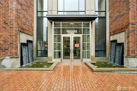 10000 Main Street Bellevue WA 98004