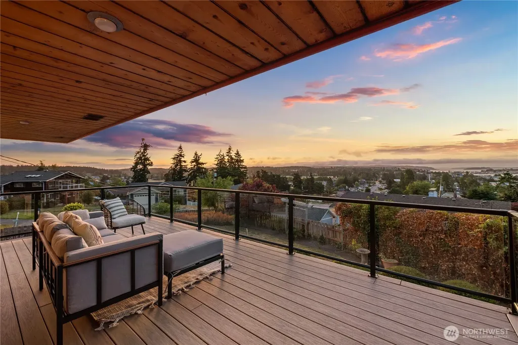 675 SW Franklin Court Oak Harbor WA 98277