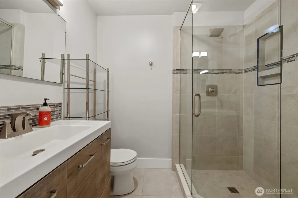 675 SW Franklin Court Oak Harbor WA 98277
