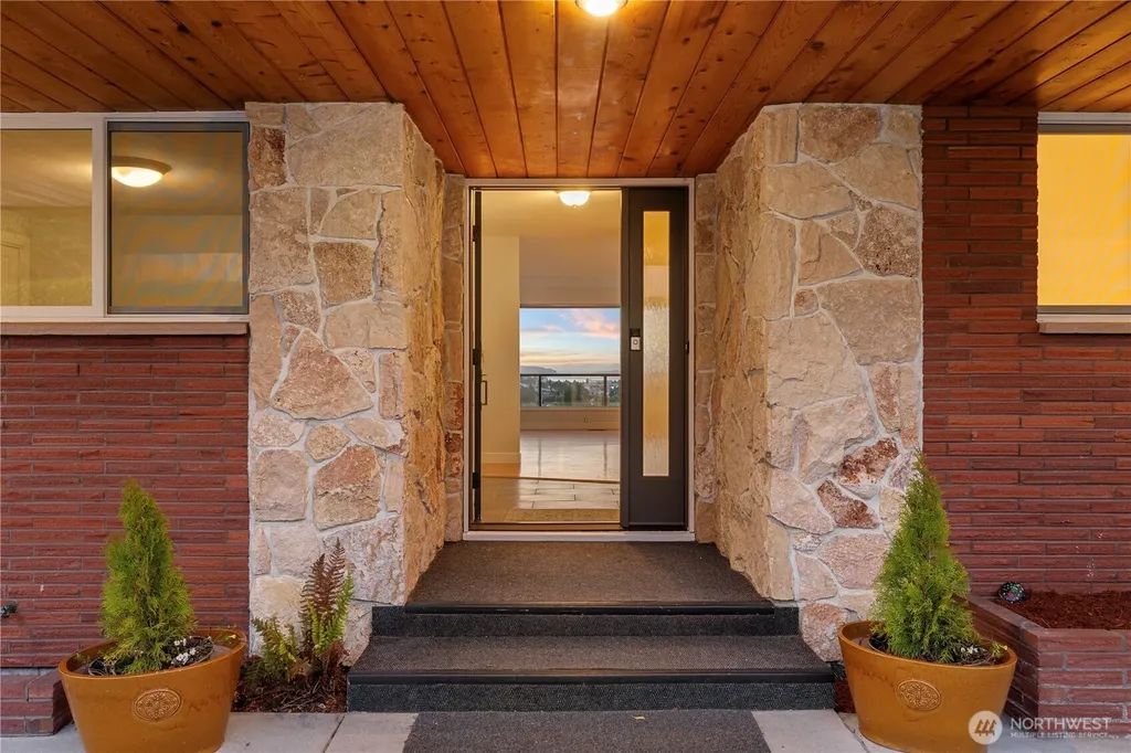 675 SW Franklin Court Oak Harbor WA 98277