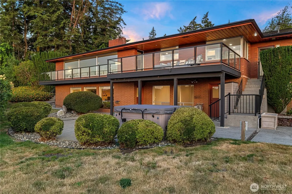 675 SW Franklin Court Oak Harbor WA 98277