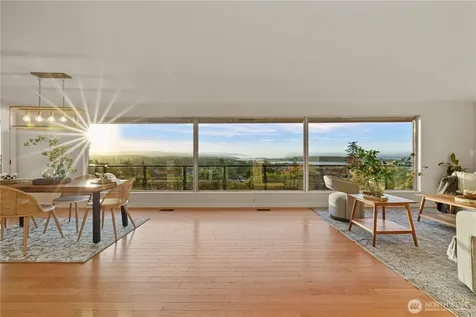 675 SW Franklin Court Oak Harbor WA 98277