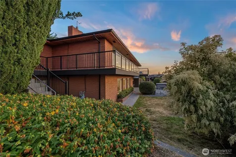 675 SW Franklin Court Oak Harbor WA 98277
