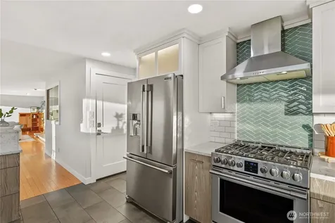 675 SW Franklin Court Oak Harbor WA 98277