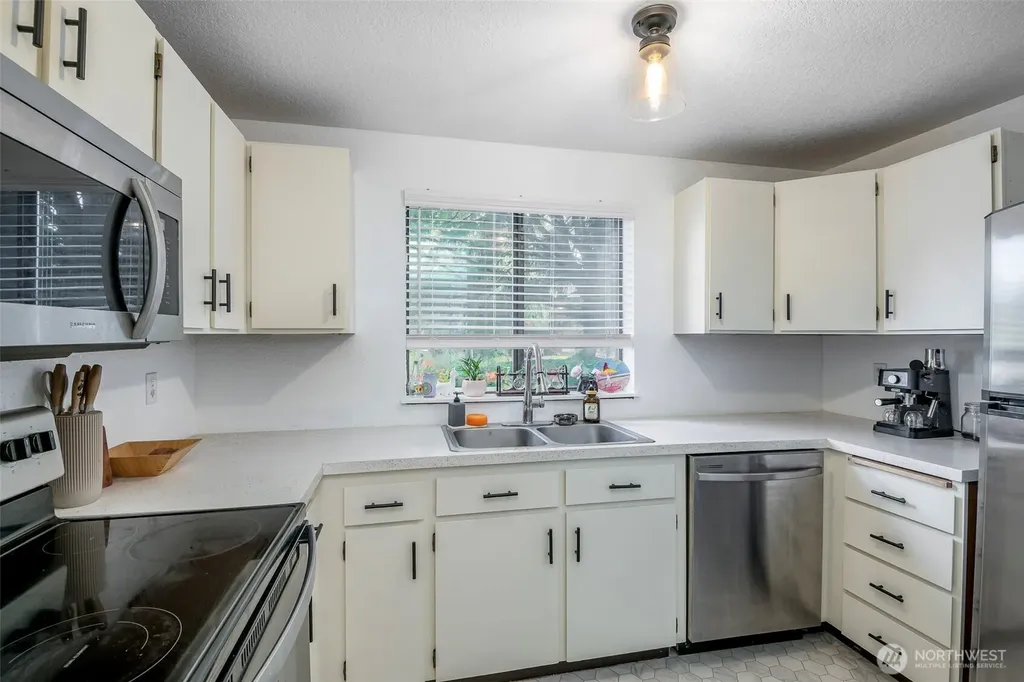 2209 Mciver Court SW Tumwater WA 98512