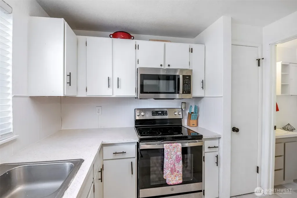 2209 Mciver Court SW Tumwater WA 98512