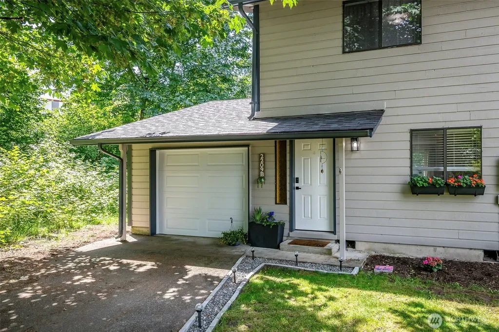 2209 Mciver Court SW Tumwater WA 98512