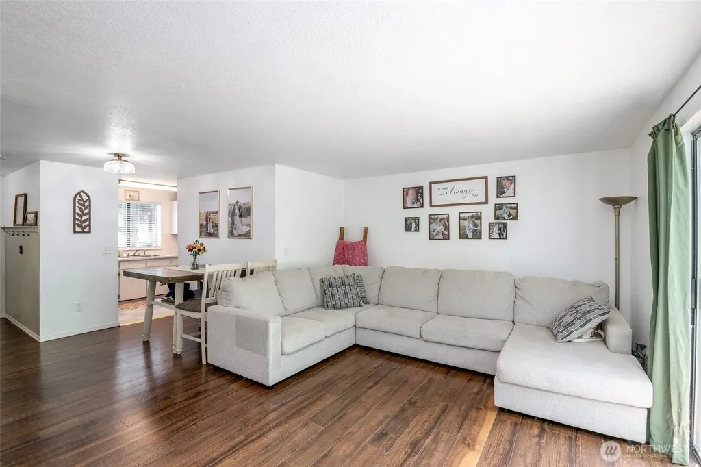 2209 Mciver Court SW Tumwater WA 98512