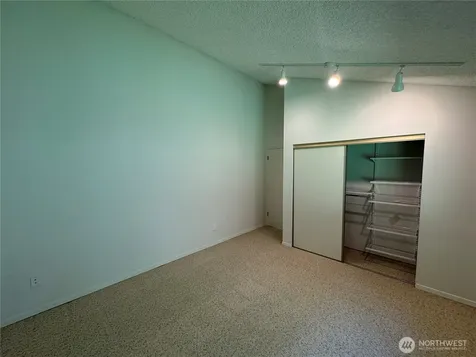 2945 76th Avenue SE Mercer Island WA 98040