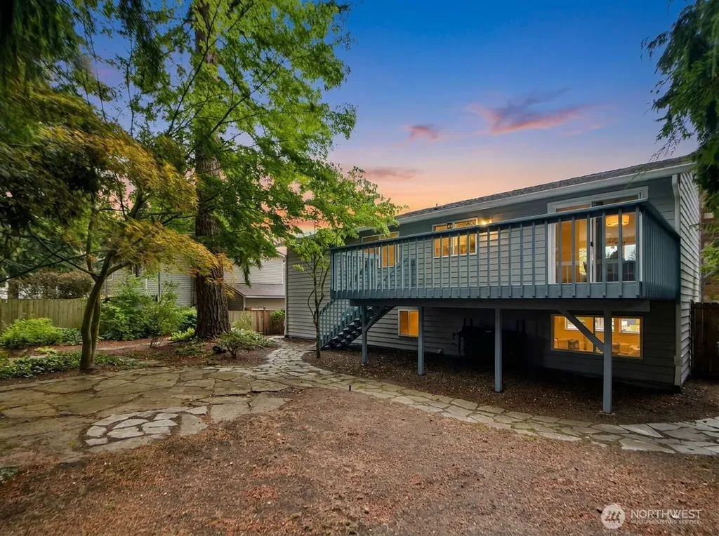 13232 NE 130th Place Kirkland WA 98034