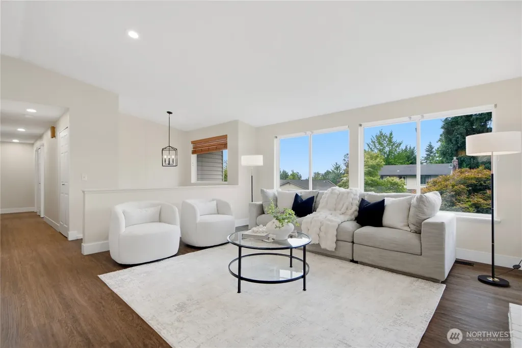 13232 NE 130th Place Kirkland WA 98034