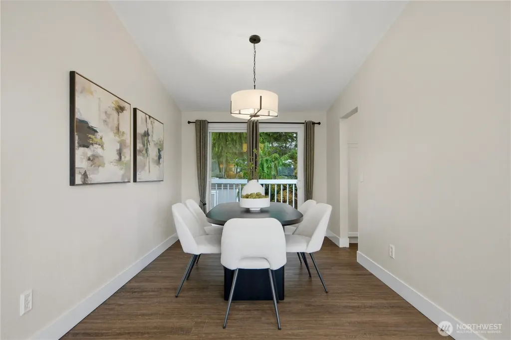 13232 NE 130th Place Kirkland WA 98034