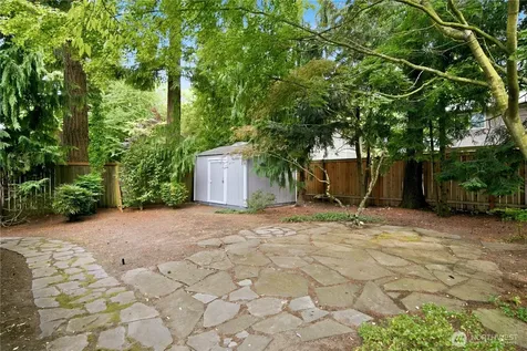 13232 NE 130th Place Kirkland WA 98034