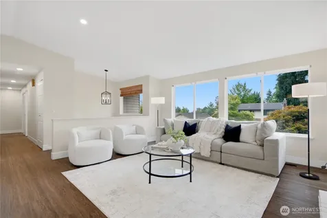 13232 NE 130th Place Kirkland WA 98034