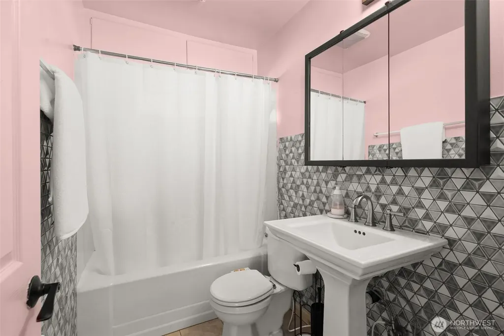 1515 7th Avenue SE Olympia WA 98501