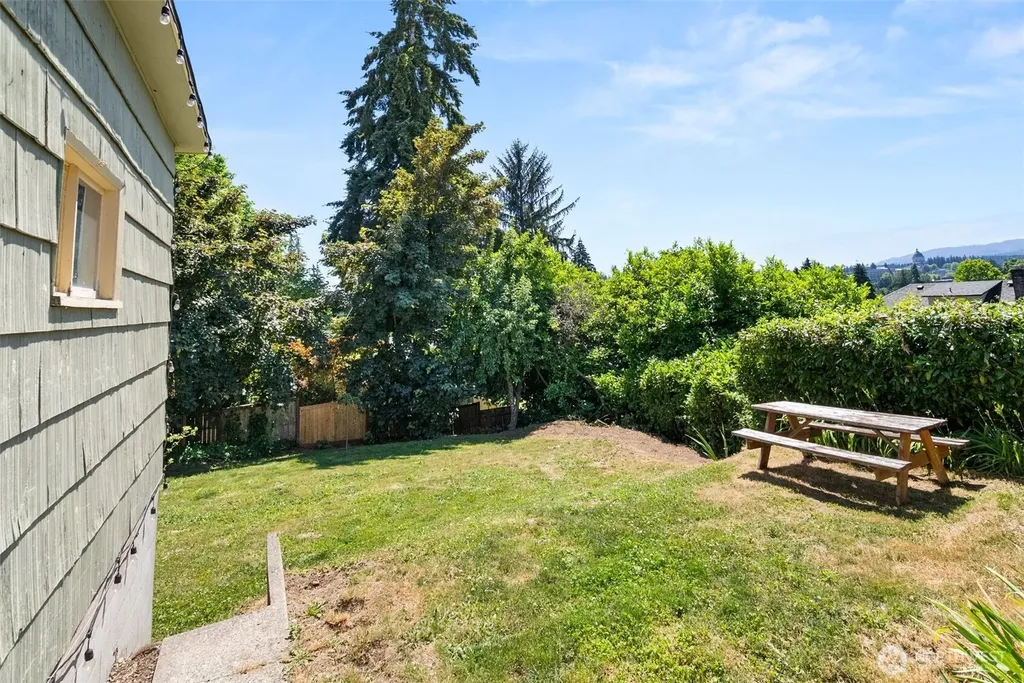 1515 7th Avenue SE Olympia WA 98501