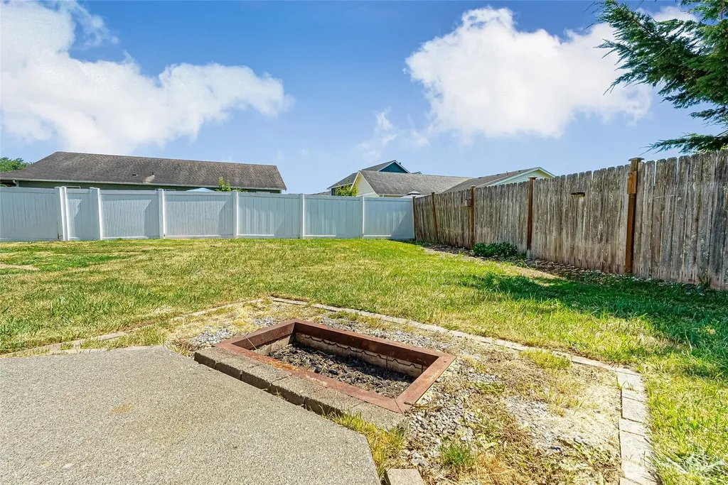 4873 Lighthouse Drive Blaine WA 98230