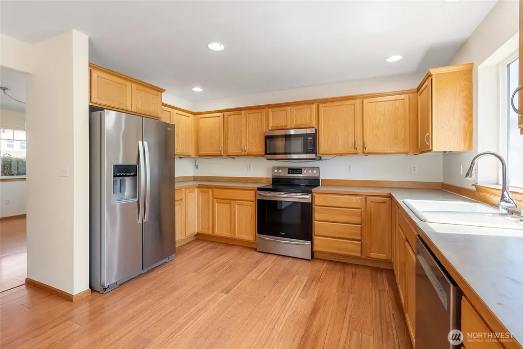 4873 Lighthouse Drive Blaine WA 98230