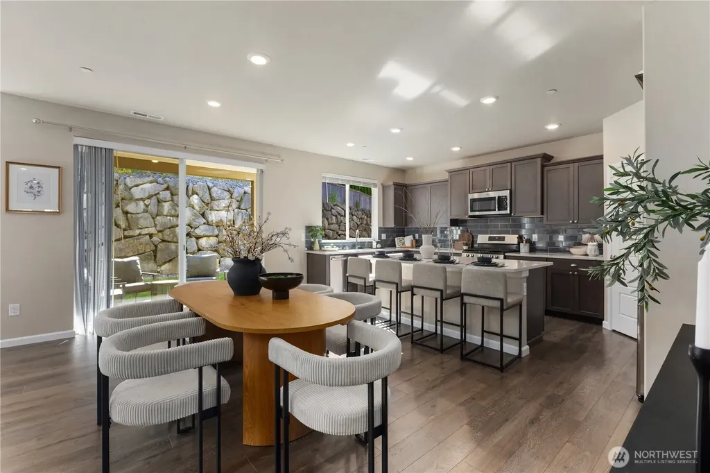 12005 SE 299th Place Auburn WA 98092