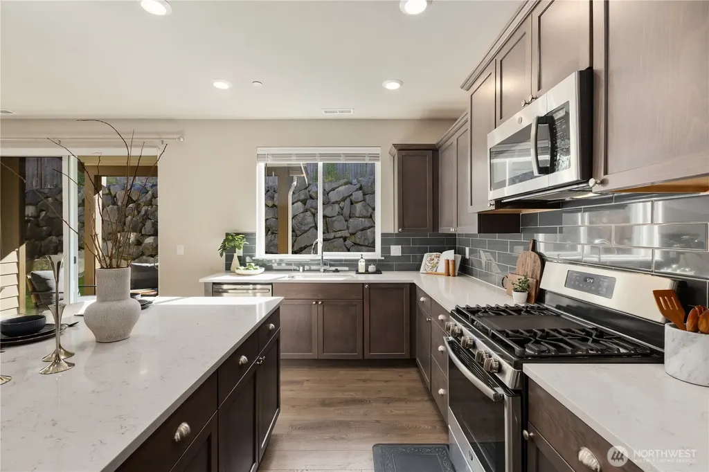 12005 SE 299th Place Auburn WA 98092